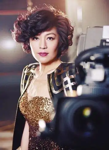 李咏转身就走,华丽,没有一点拖泥带水,哈文点头,你只要告诉我一句话