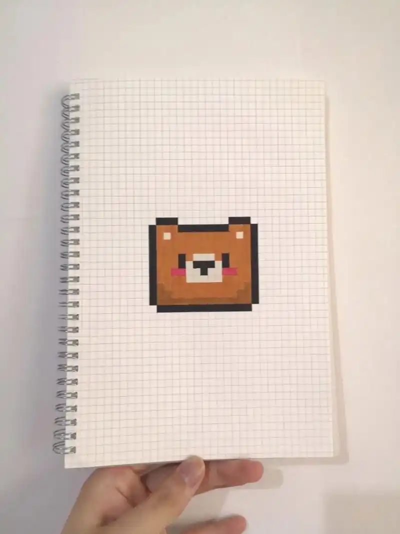 像素画:方块小熊头像93 临摹自: #像素画# #拼豆