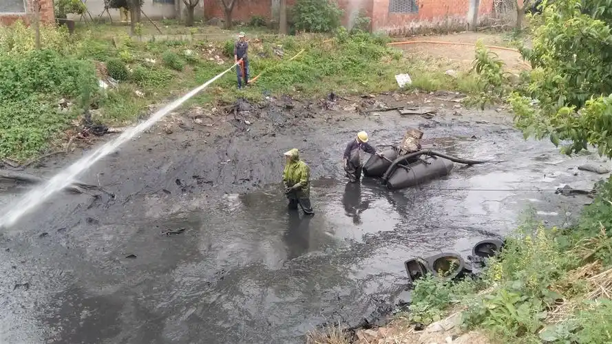 河道清淤淤泥压泥处理设备
