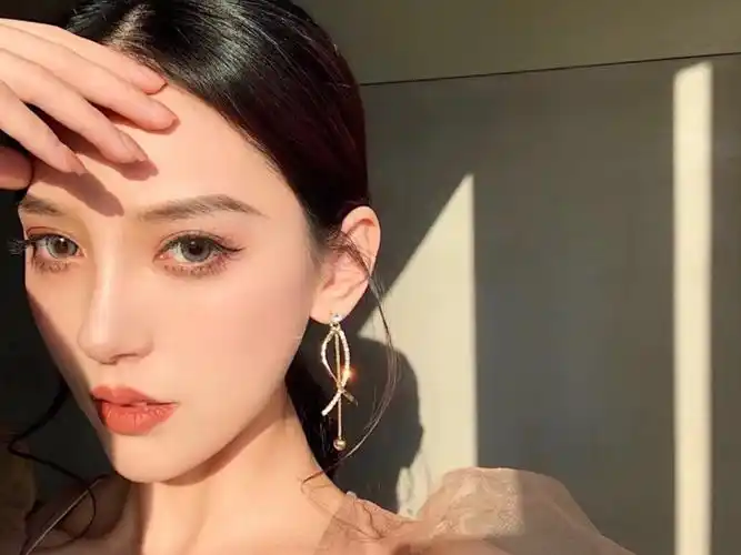 这个鼻子也太"假"了吧!高鼻梁小tips很多小仙女都觉得我的鼻子是假的