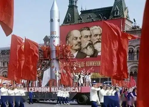 苏联的五一国际劳动节是怎么过的