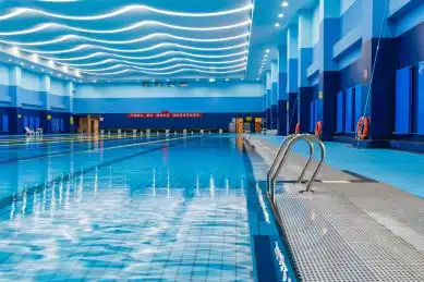 国家标准室内游泳馆设施照片