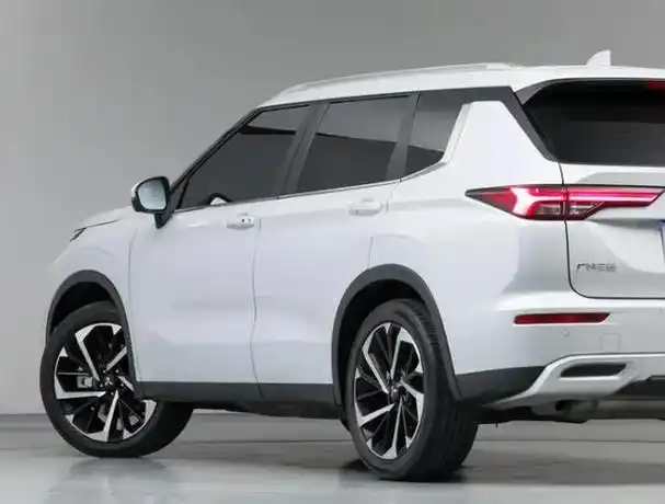 七座suv降到10万起!带t配8at,三款亲民的合资