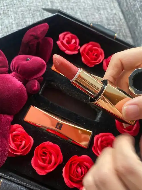 奢金魅惑三支口红套装礼盒送女友的圣诞节表白礼物