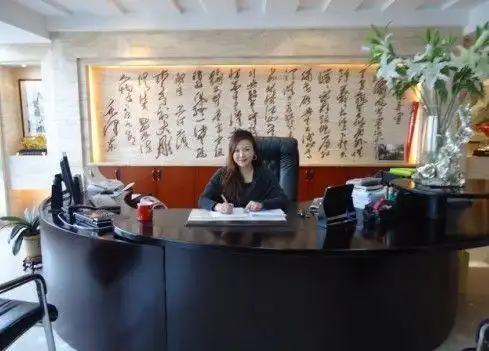 四平丽豪王小梅出家