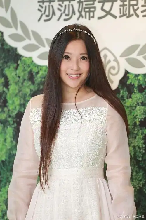 傅明宪郭芙的美貌惊艳众人,网友:这才是金庸笔下的绝色佳