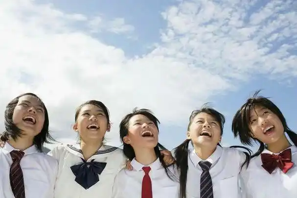 青春期儿子躲房间偷做这事,妈妈发现不打不骂,一个做法拯救孩子