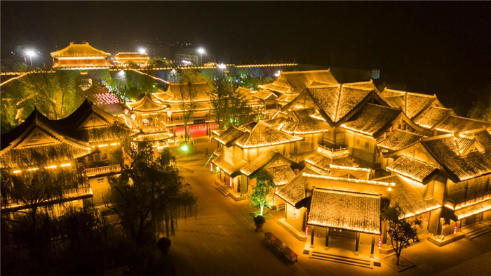 昼夜交替繁华不落东平水浒影视城再现千年历史风华