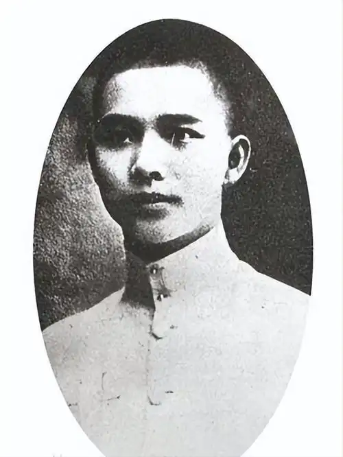 1946年汪精卫墓被炸开,遗体上留有一张纸,四个大字让人破口大骂