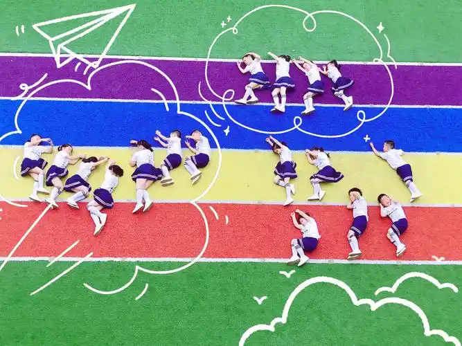 柳市金色宝贝幼儿园大班孩子们这样拍毕业照,好有意义