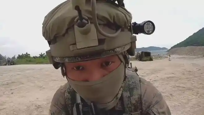 新兵配发星空迷彩,帅炸!|头盔|背心_网易订阅