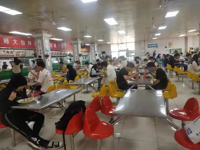 【14图】食堂档口,无需房租,,邯郸应用技术职业学院,邯郸广平联华购物