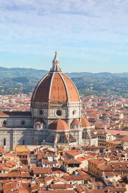 全景图的佛罗伦萨市和大教堂圣玛丽亚德尔