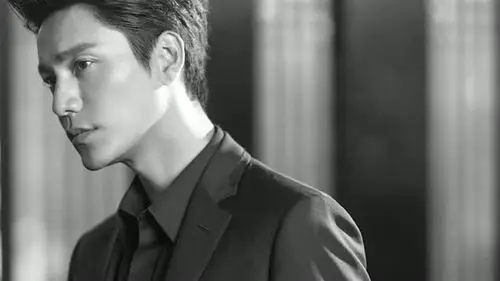 陈坤《月半弯》