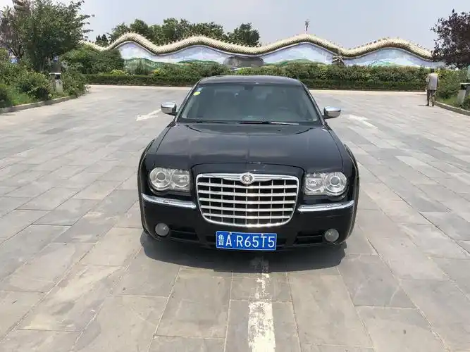 克莱斯勒300c2007款27l商务版