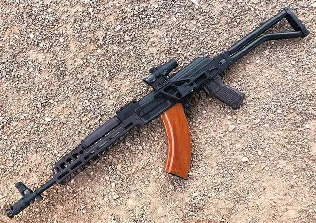 ar公司为中国56式冲锋枪配套护木让其成为全球制式销售武器