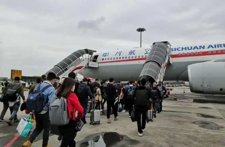 第一次坐飞机常识(初次坐飞机常识) - 趣味头条