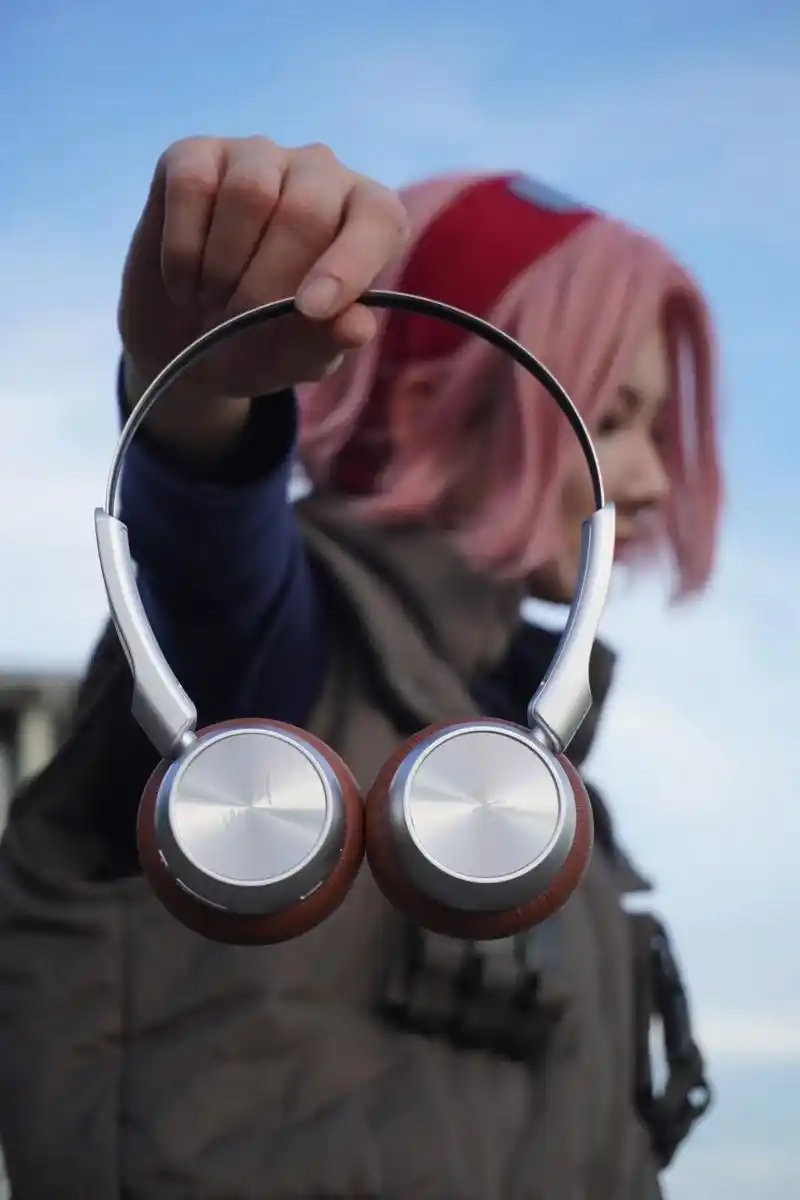 复古头戴式耳机真是太出片了.火影里你们最喜欢哪个角色呢?