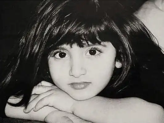 据介绍,谢克哈公主曾赴英国留学,还曾参军入伍加入到阿联酋女子军队