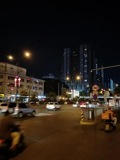 晚上街景随便拍拍(2018/9/10)