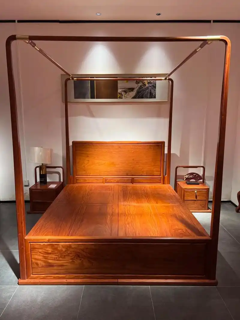 中式古典架子床大果紫檀卧房选配.红木床,是床也是工艺品,在作 - 抖音