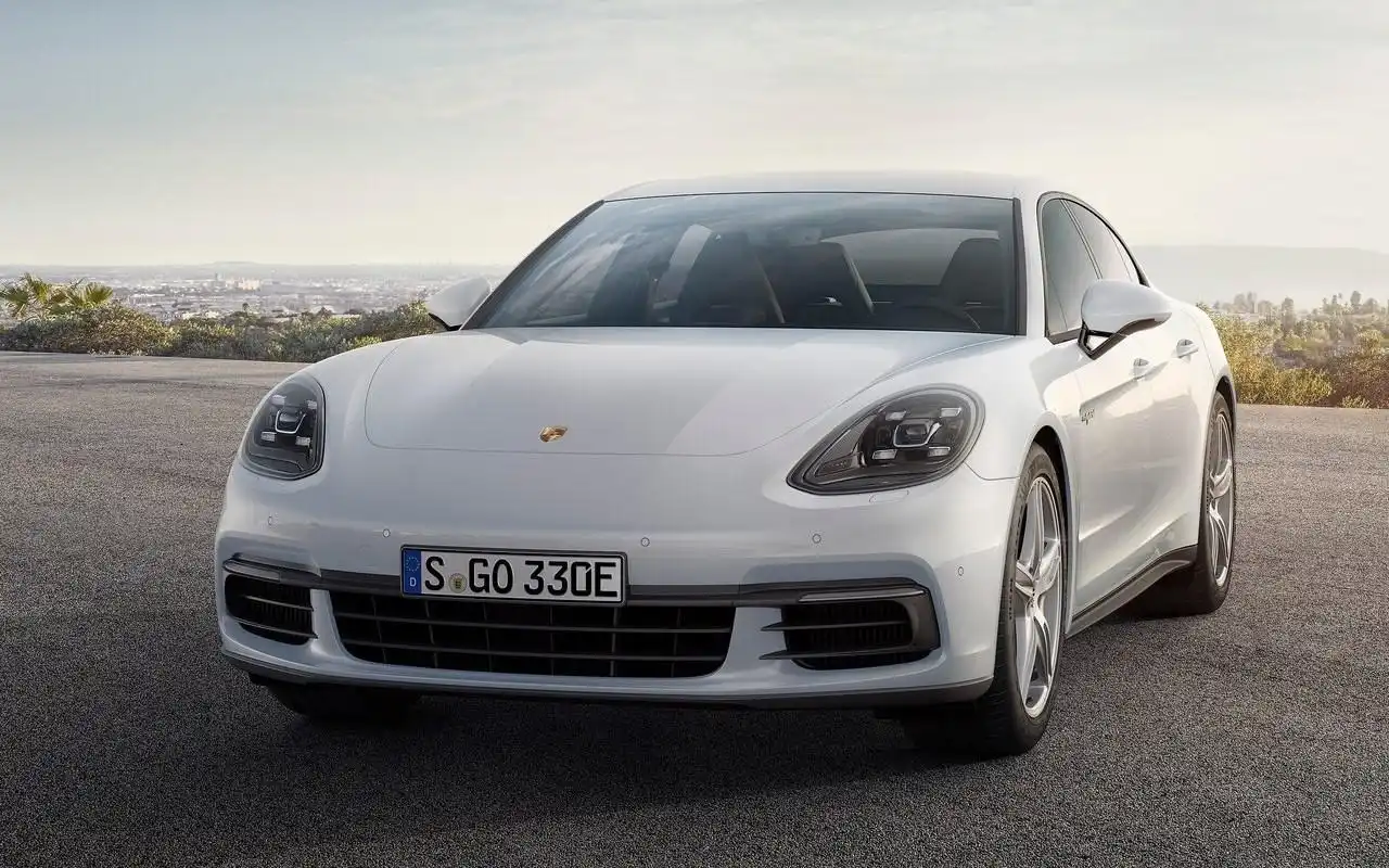 白色保时捷炫酷奢华图片桌面壁纸高清大图预览1280x800_汽车壁纸下载