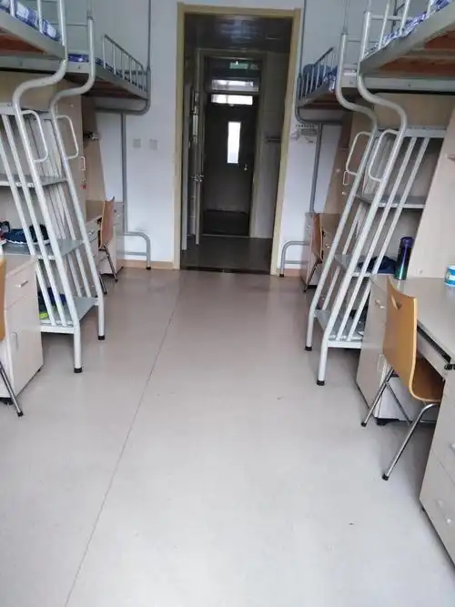 宿舍,也是奋斗的战场——走进九中高三"双优"宿舍-教育-青岛网络广播