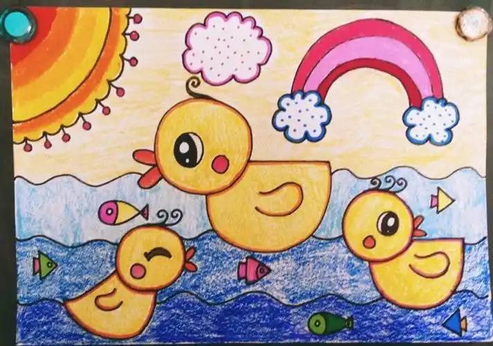 游泳的小鸭子简笔画彩色