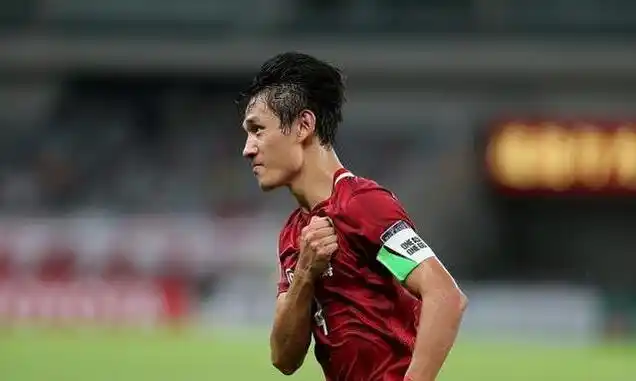 国足再遭伤病困扰 王燊超受伤离队