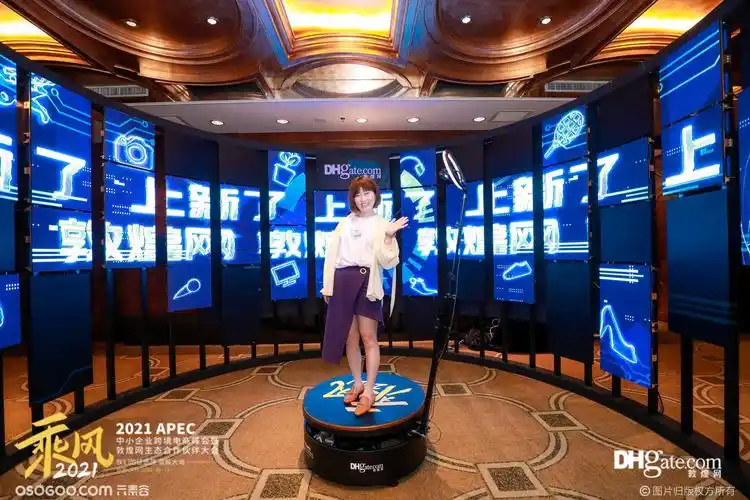 火热#360度环拍°环绕拍摄旋转子弹时间慢动作定格升格视频