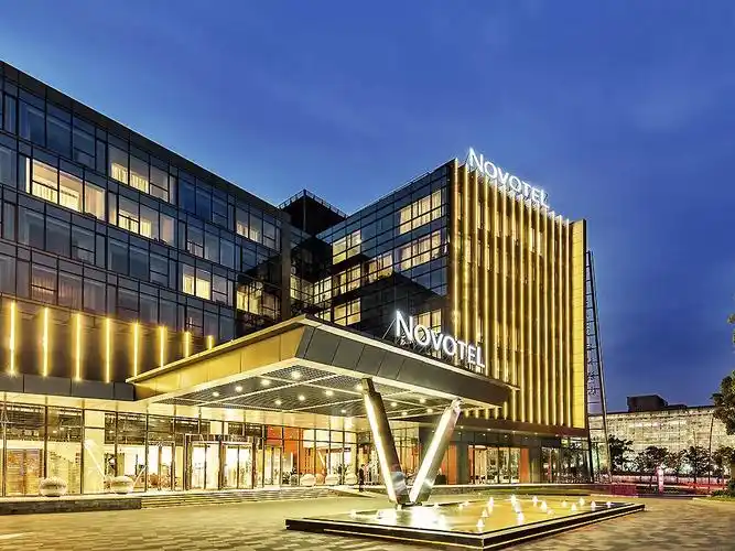 南京玄武区180人培训场地 |场地网|会议|年会|婚礼场地资讯