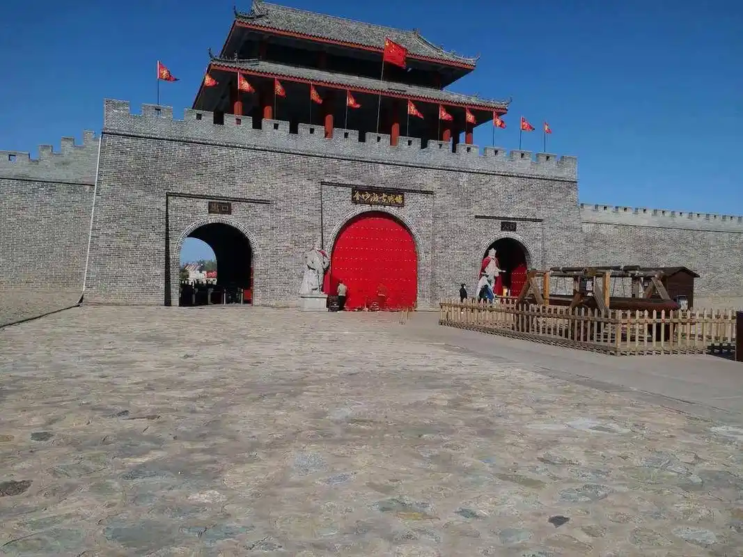 宋辽古战场——金沙滩 .#怀仁往事 金沙滩景区位于怀仁市区西 - 抖音