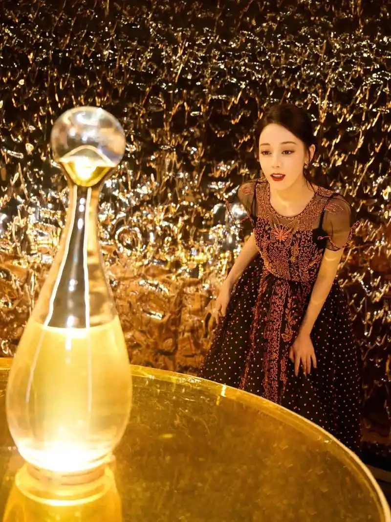 dior中国区代言人 - 抖音