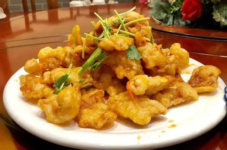 锅包肉勾芡的作用是什么