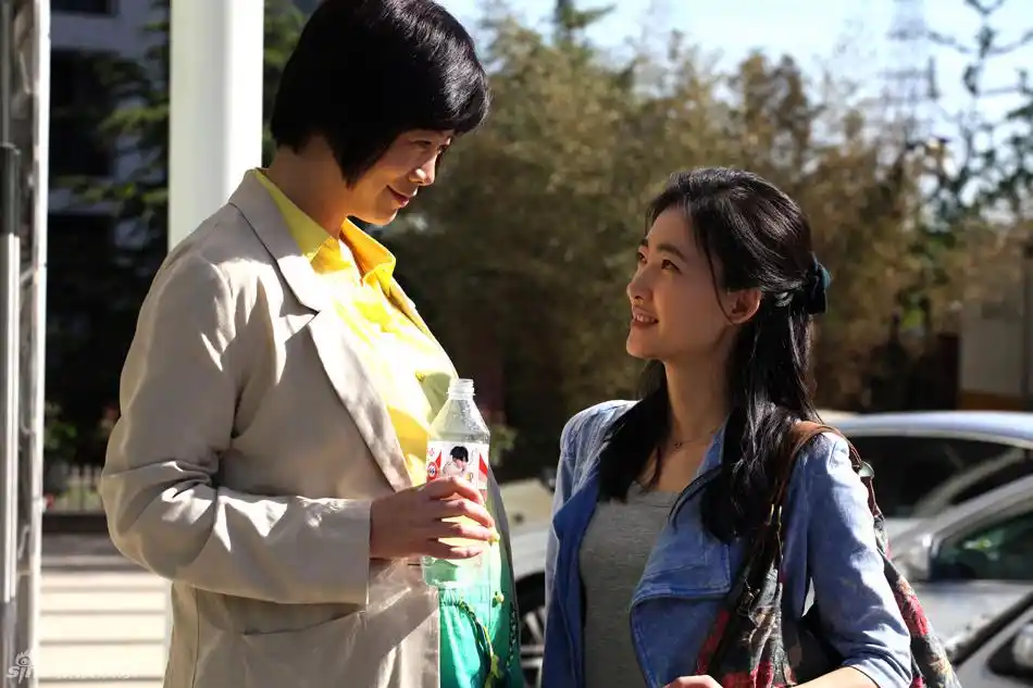 组图:《婚巢》热播 王丽坤陷入婆家娘家大乱斗_高清图集_新浪网