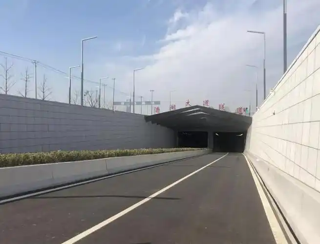 路以东,向东分别穿越广济北路,御窑路,相城大道,澄阳路,止于g524国道