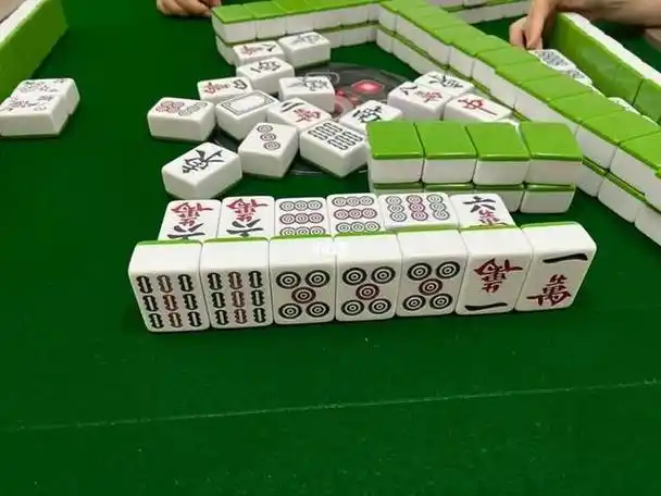 打麻将牌烂不要慌,记住这4个"要诀",让你更容易"胡"