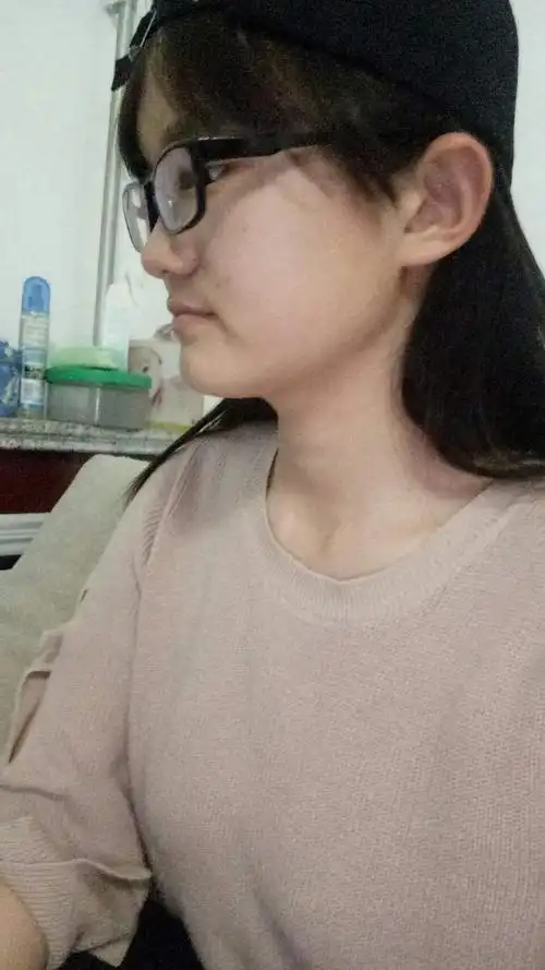 从侧面看脸好宽哦