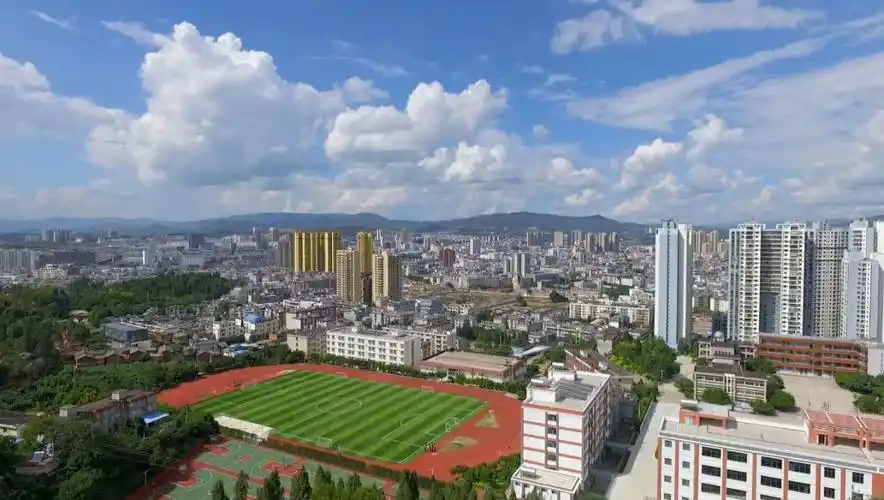 楚雄紫溪中学(原二中)我的母校 !我的情怀!转眼15年