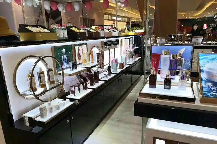 魅姬进口化妆品:街边小店的进口化妆品大牌假货多 正规渠道卖场更可靠