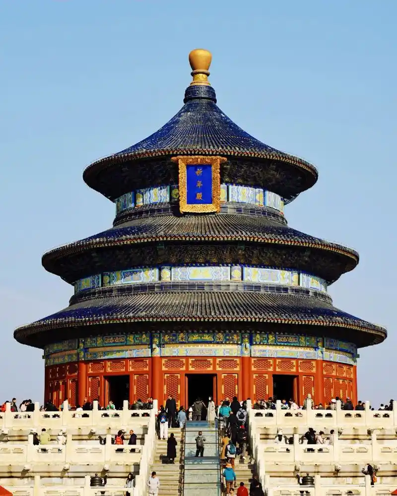 《天坛祈年殿》#天坛祈年殿,也称祈谷坛,是明清两代皇帝孟春祈 - 抖音