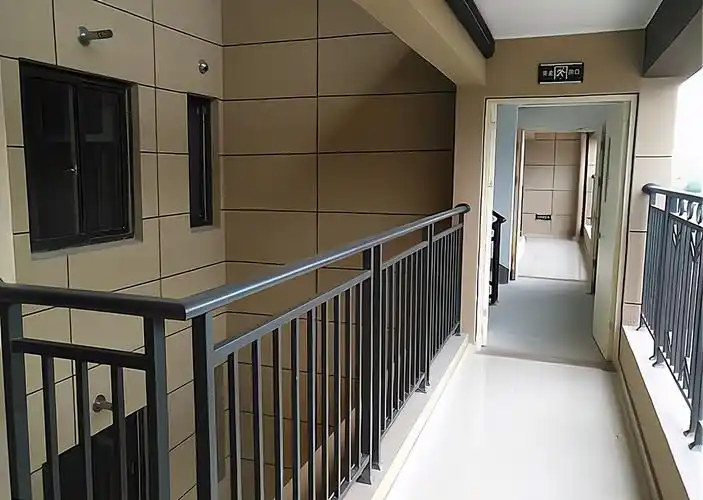 时下流行的高层连廊房,有人拍手叫好,有人直呼太坑!还能买吗?