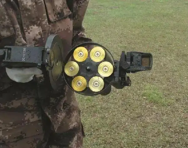 中国转轮榴弹发射器开卖成功研制这种大杀器怎么不自用轻武专栏
