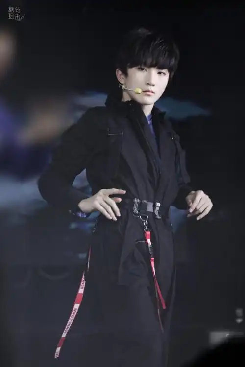 【赵冠羽】舞台