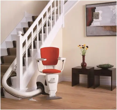 蒂森克虏伯座椅电 梯flow能帮助解决家庭内陡坡楼梯,狭窄楼梯及曲线