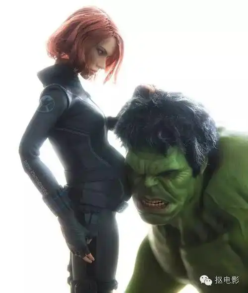 浩克:一直都是这条裤子,想换新的,从王思聪那讹一条?