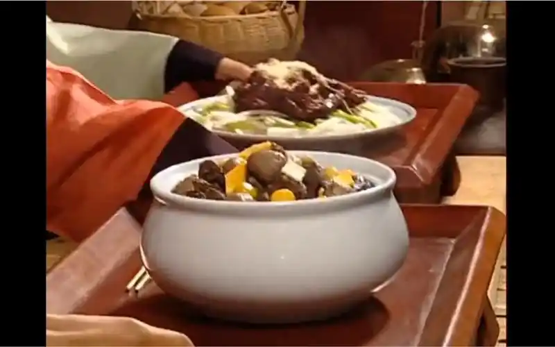 【大长今做菜画面集合】长今第一次用鲸鱼做菜_哔哩哔哩_bilibili