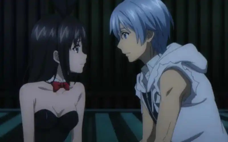 噬血狂袭第四季第12话熟肉晓古城和兔女郎雪菜紧密相拥