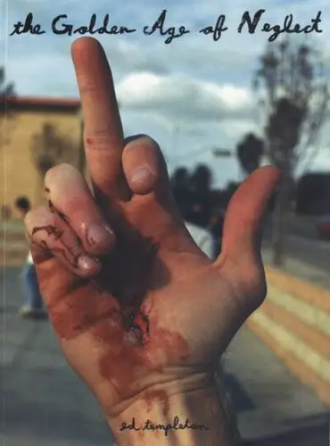 竖起中指的男头