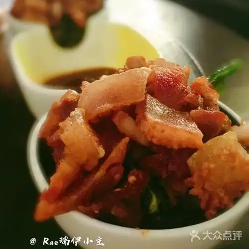 火烧云老板娘的傣菜馆爆油猪皮炸五花肉图片-北京云南菜-大众点评网